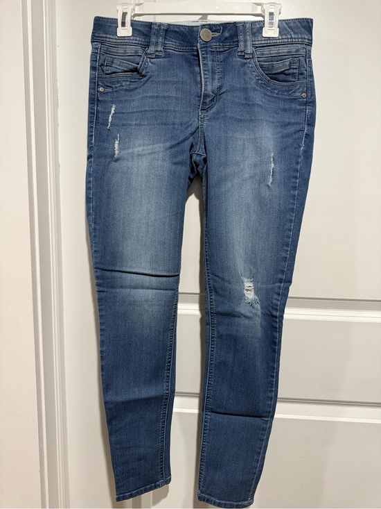 Democracy Denim - Democracy Skinny Ankle Jeans in Medium Blue with Light Distressing